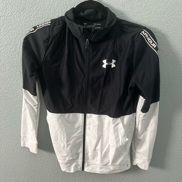 Under Armour Other - NWOT UNDER ARMOR KIDS' PROTOTYPE HEATGEAR JACKET IN BLACK WHITE SIZE LARGE